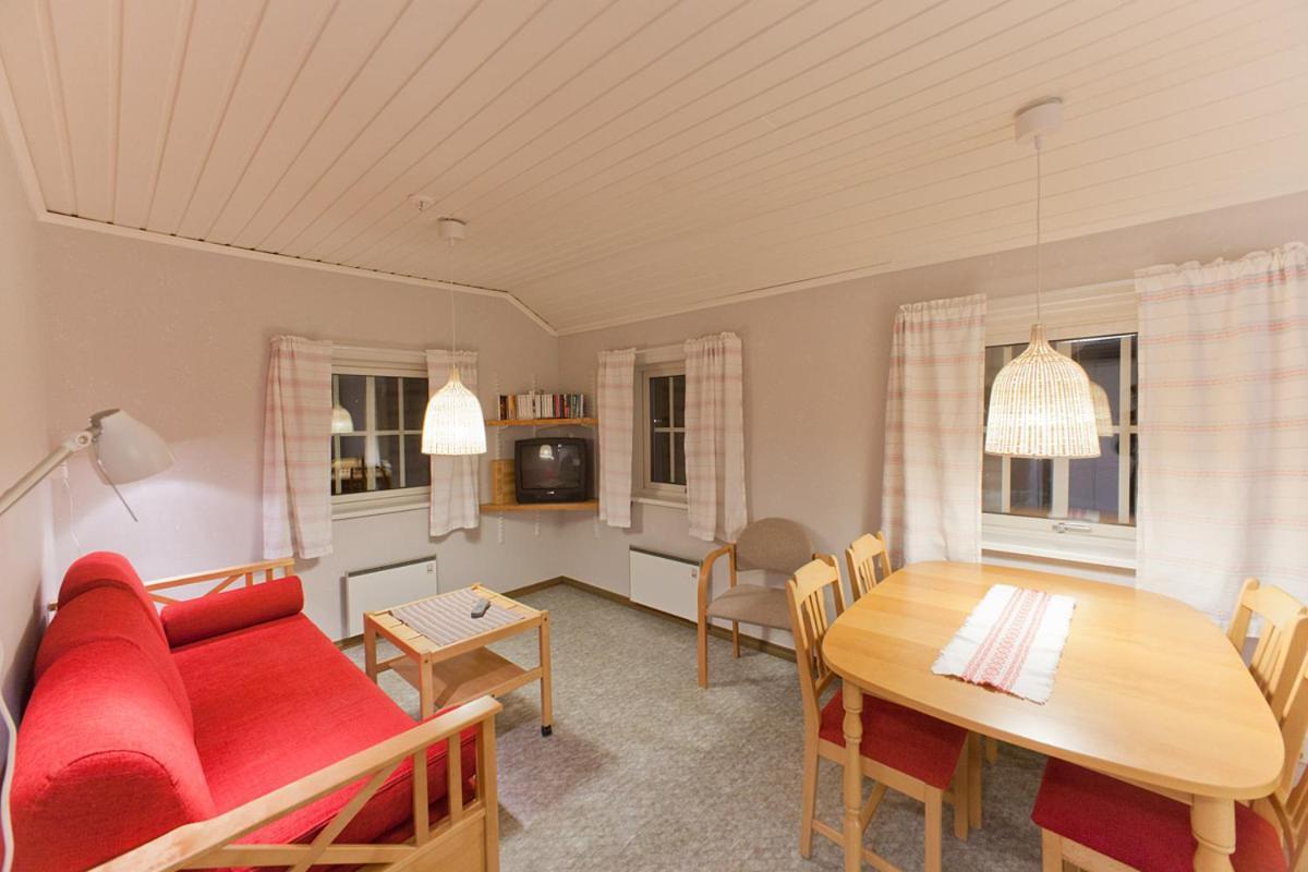 Bruksvallarna Lullens Stugby - Laegenhetshuset 6-9 아파트 외부 사진